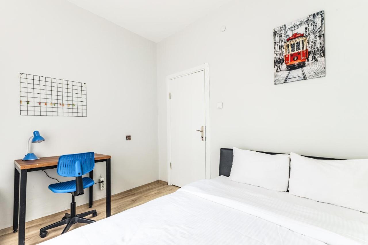 Lovely Flat Near Shore And Trendy Spots In Kadikoy Истанбул Екстериор снимка